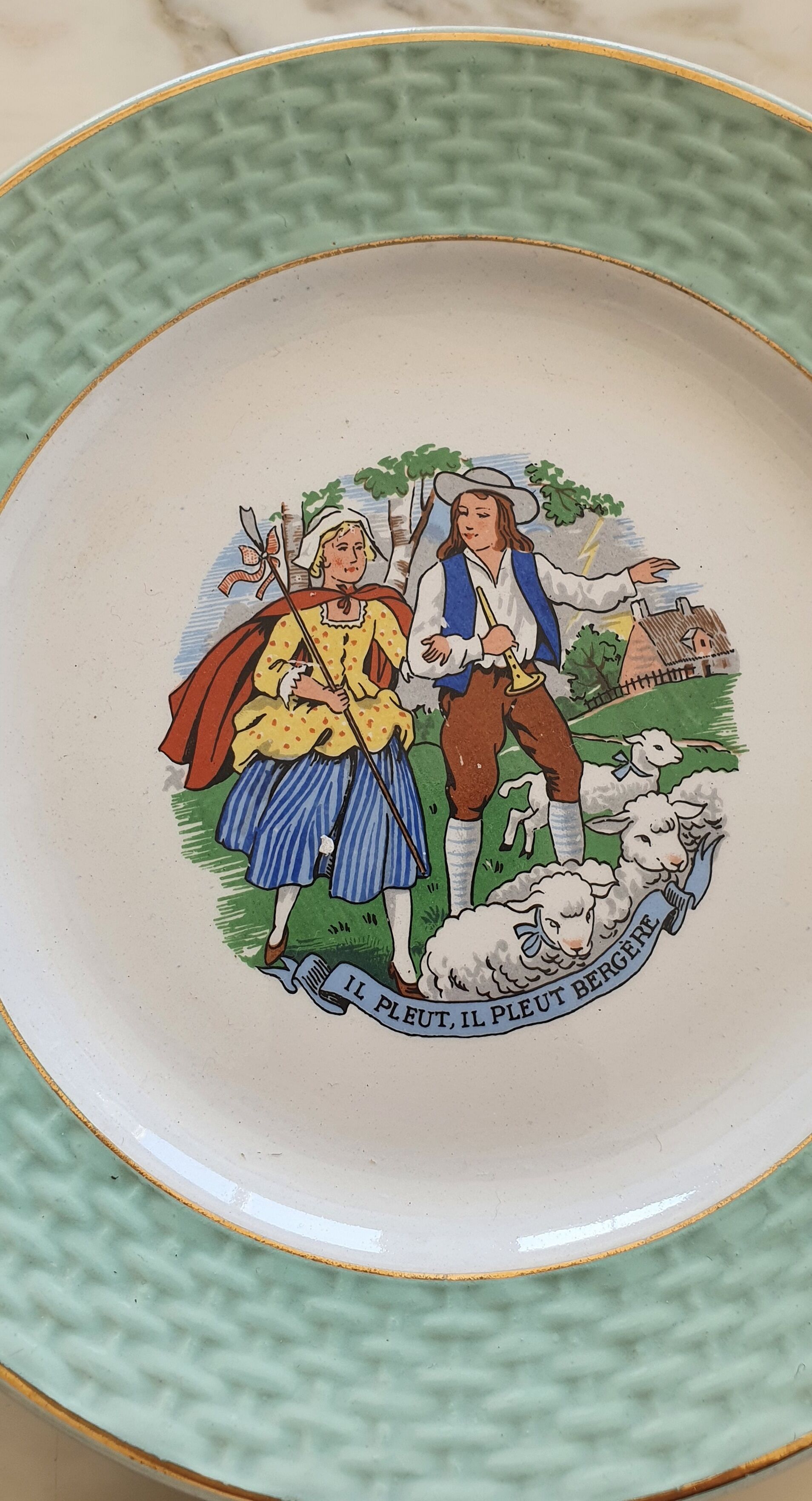 Nursery rhyme dessert plates