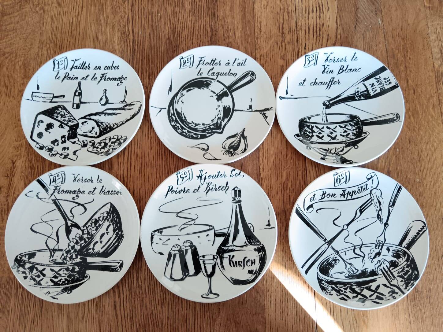 Gien plates