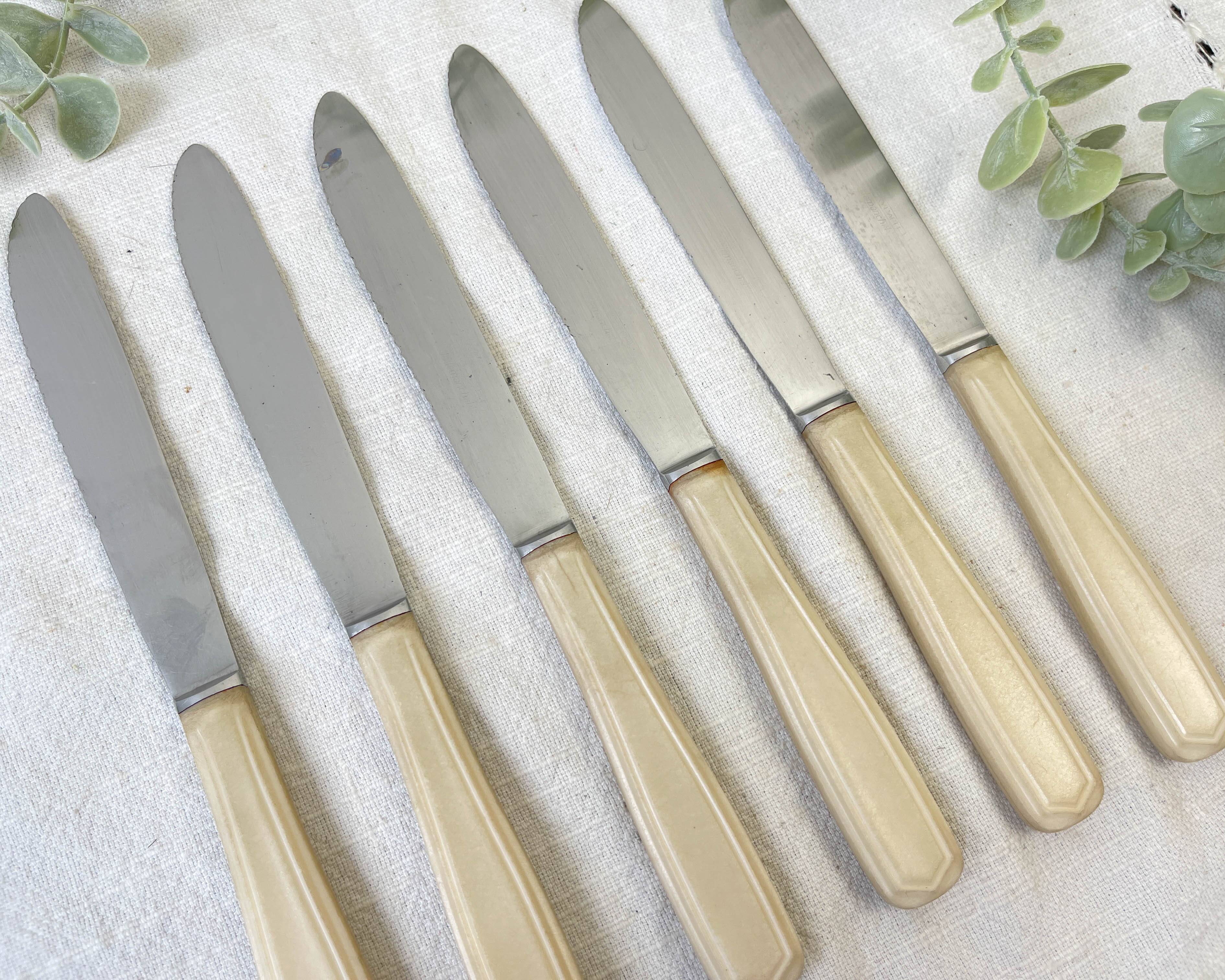 6 vintage Bakelite ivory knives France