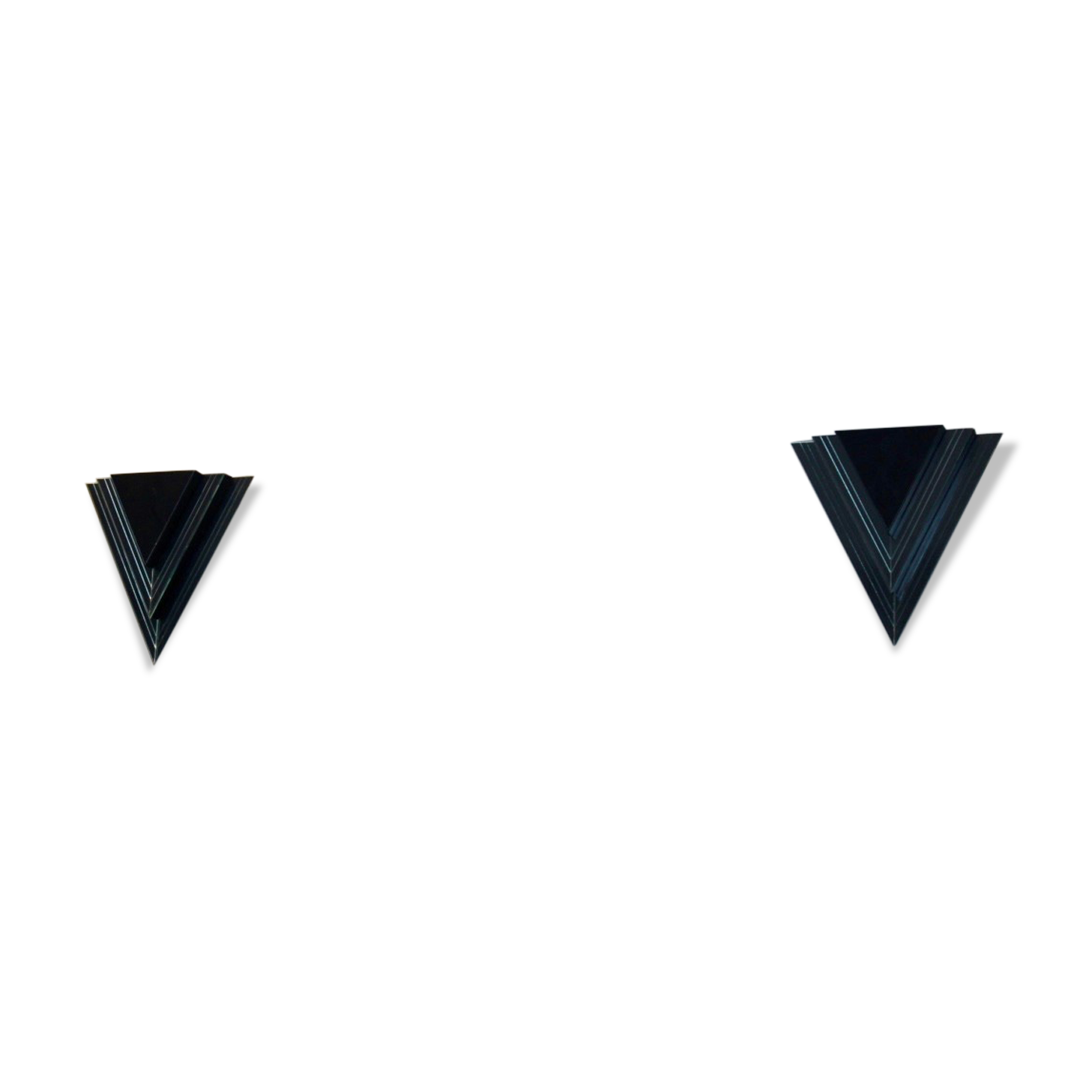 Appliques triangulaires hollandais modernes de mur de verre et d’acier
