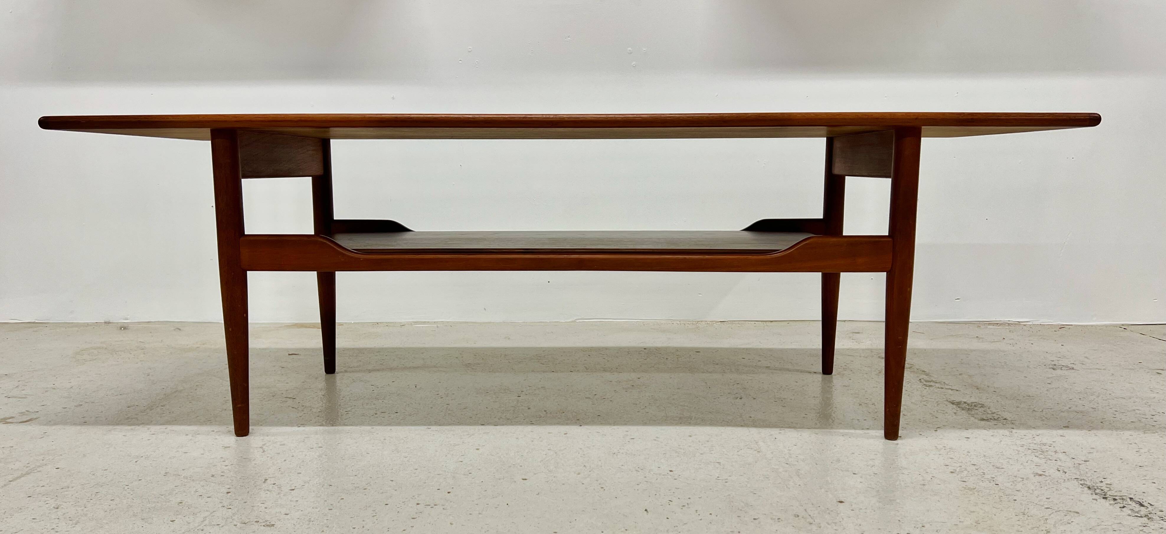 Table basse danoise en teck