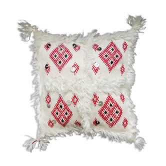 Berber cushion red and white