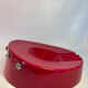 Cendrier vintage rouge laqué à clous métalliques – pièce design et déc