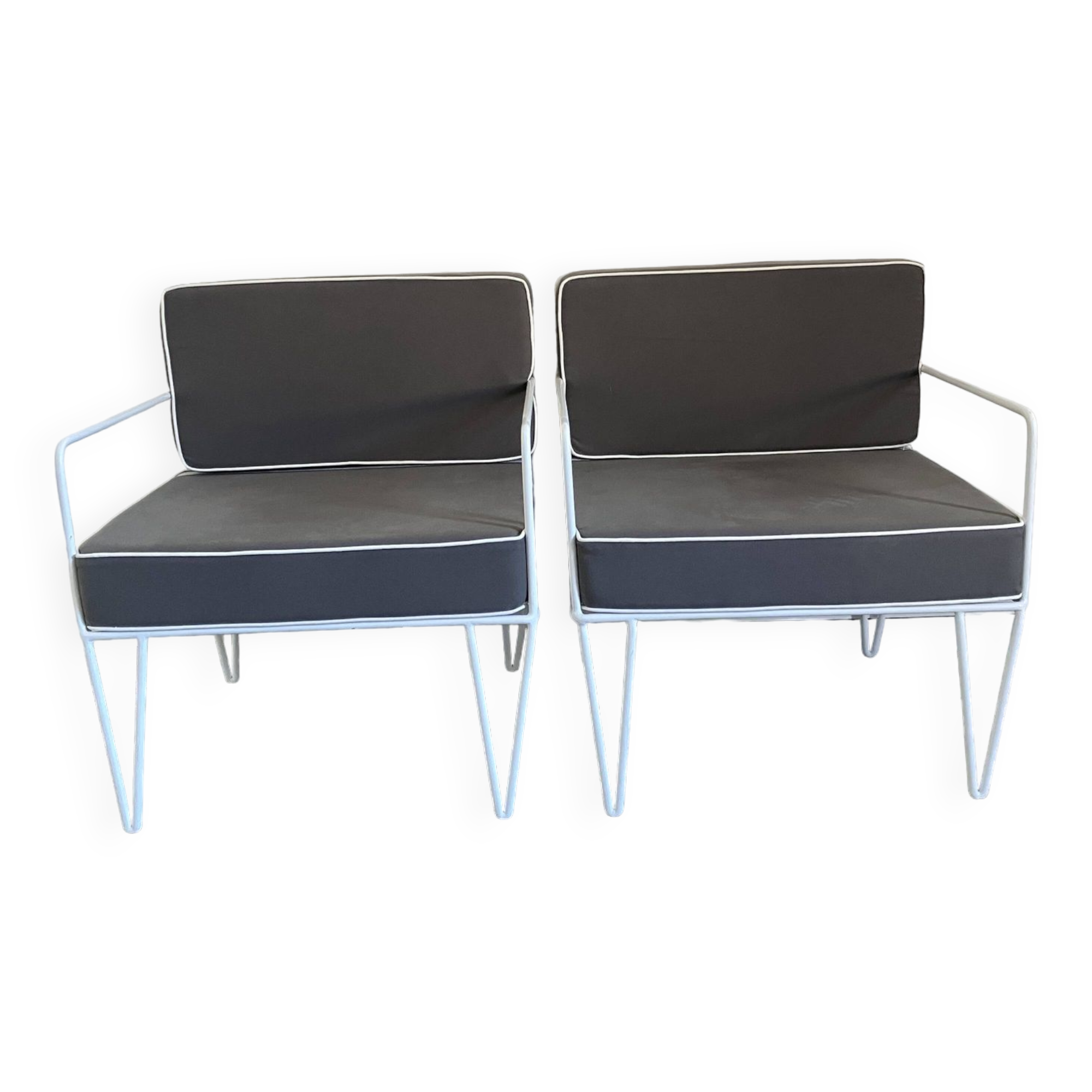 Vintage white metal Croisette style armchairs with hairpin legs in superb condition