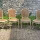 Chaises cannage et velours