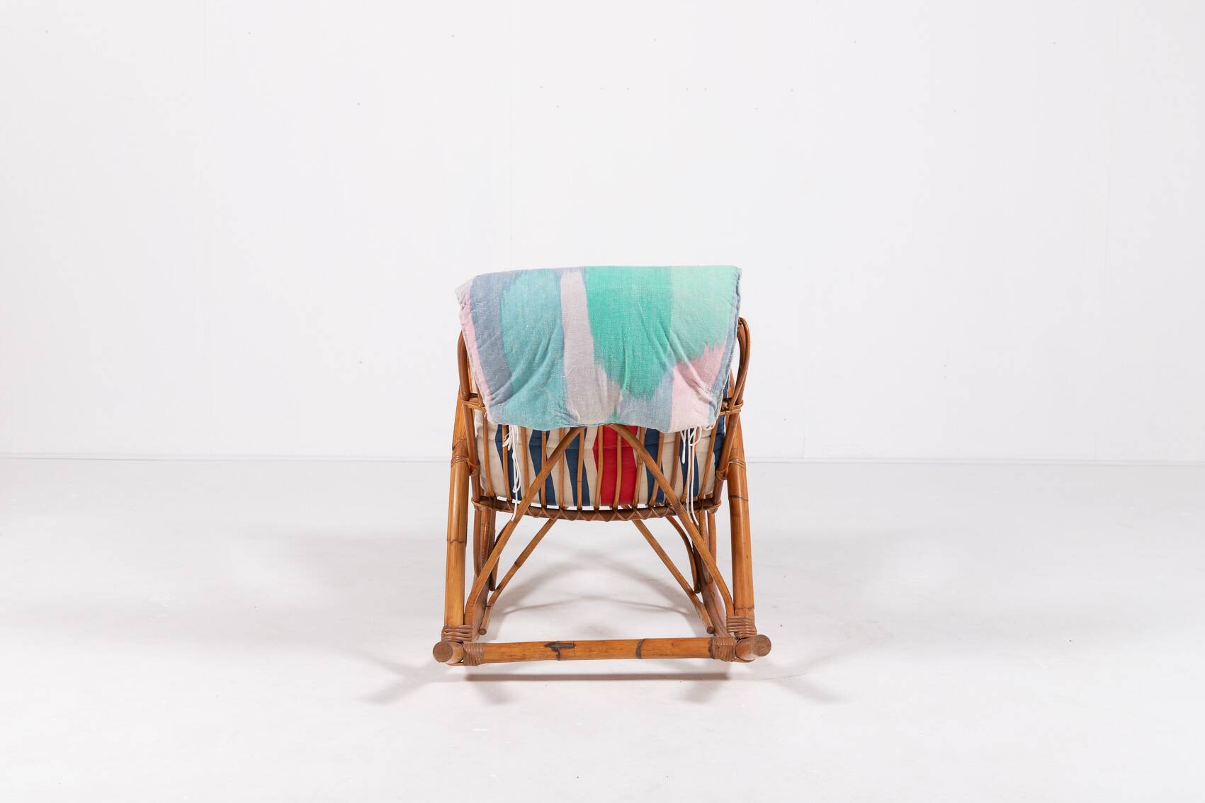 Fauteuil à bascule italien en rotin, 1960