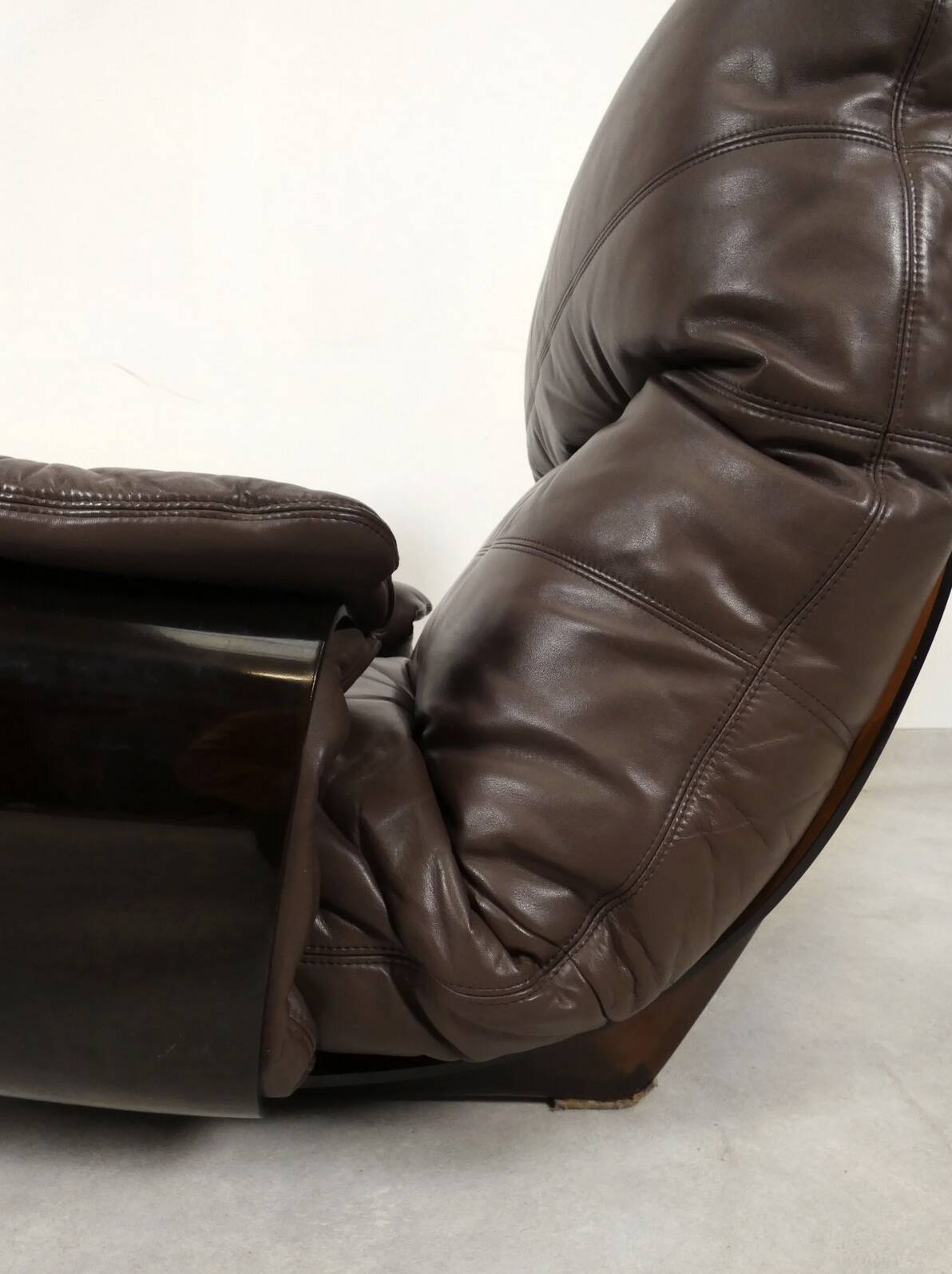 Ligne Roset Marsala - fauteuil and ottman - brown leather