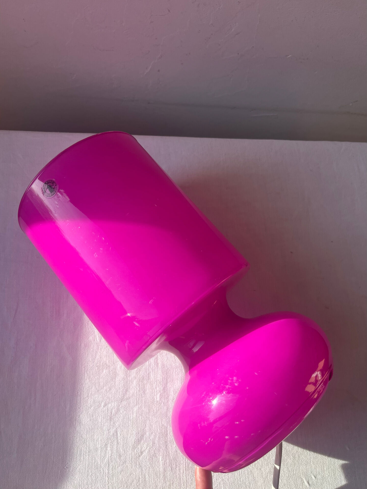 Lampe à poser LYKTA rose fuchsia, IKEA vintage
