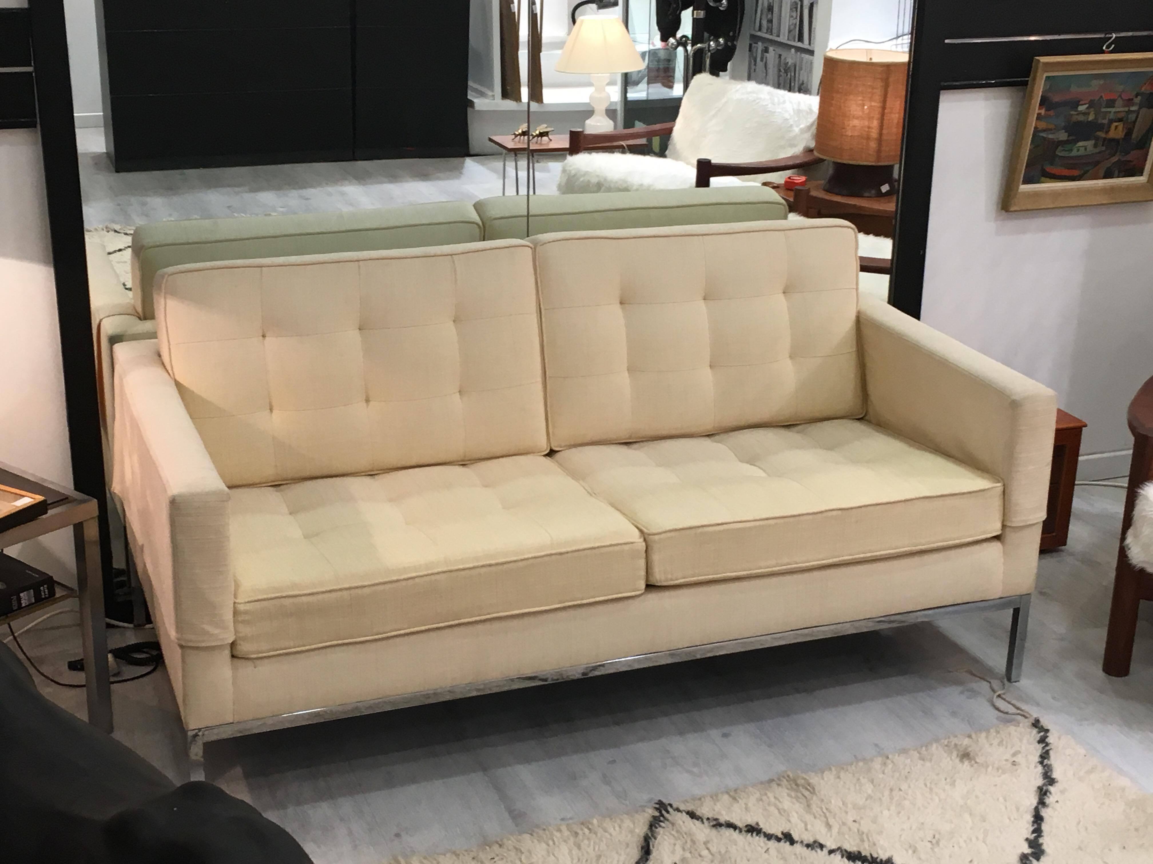 Vintage sofa two-seater Florence Knoll circa 1960