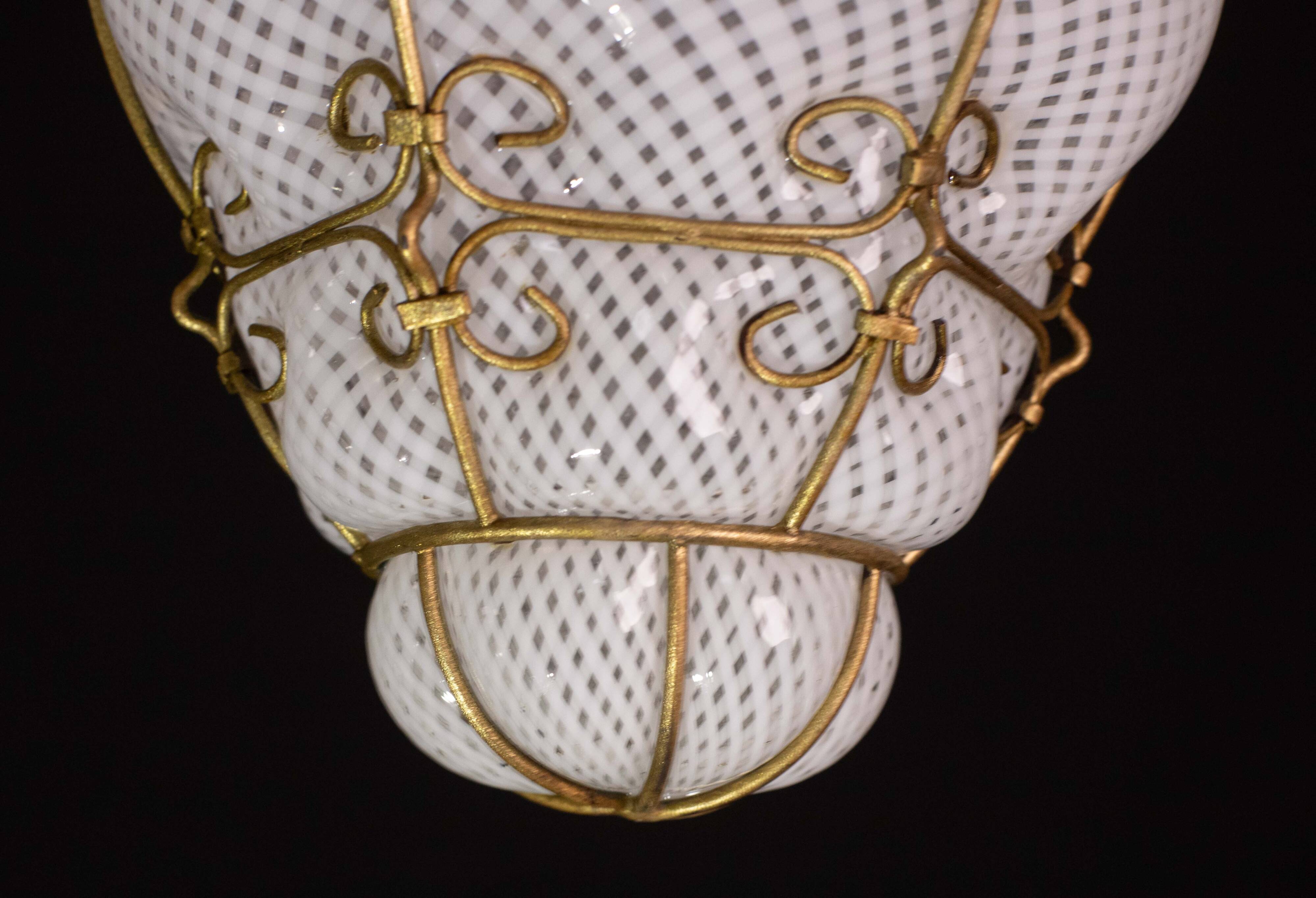Extraordinary Venetian Lantern in Murano Reticello Glass, 1940s