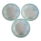 Lot trois assiettes terre de fer Onnaing