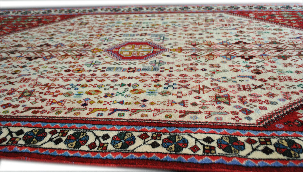 Authentic Persian rug 205x106cm