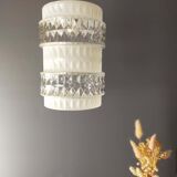 White and transparent glass suspension