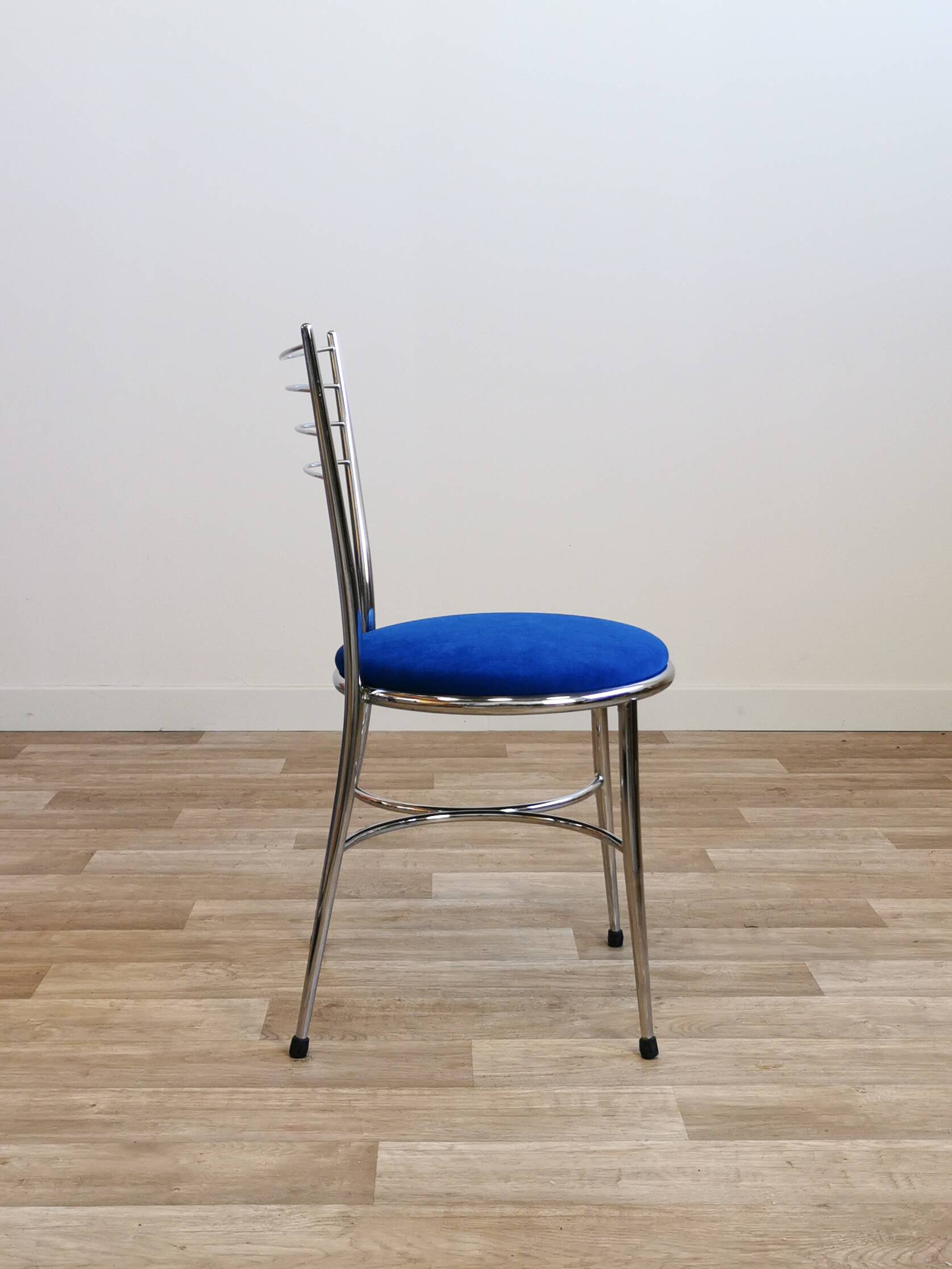 Lot de 3 chaises chrome et cobalt