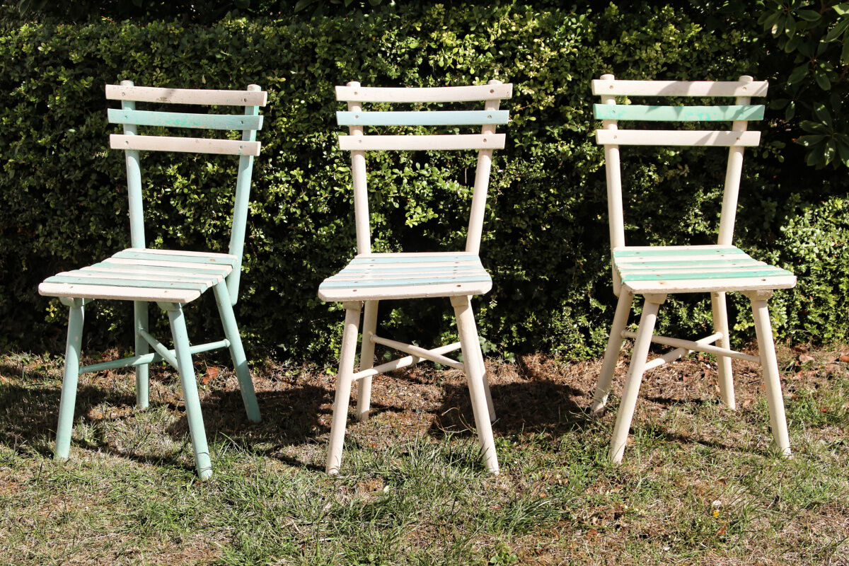 Set of 3 slatted wooden garden chairs