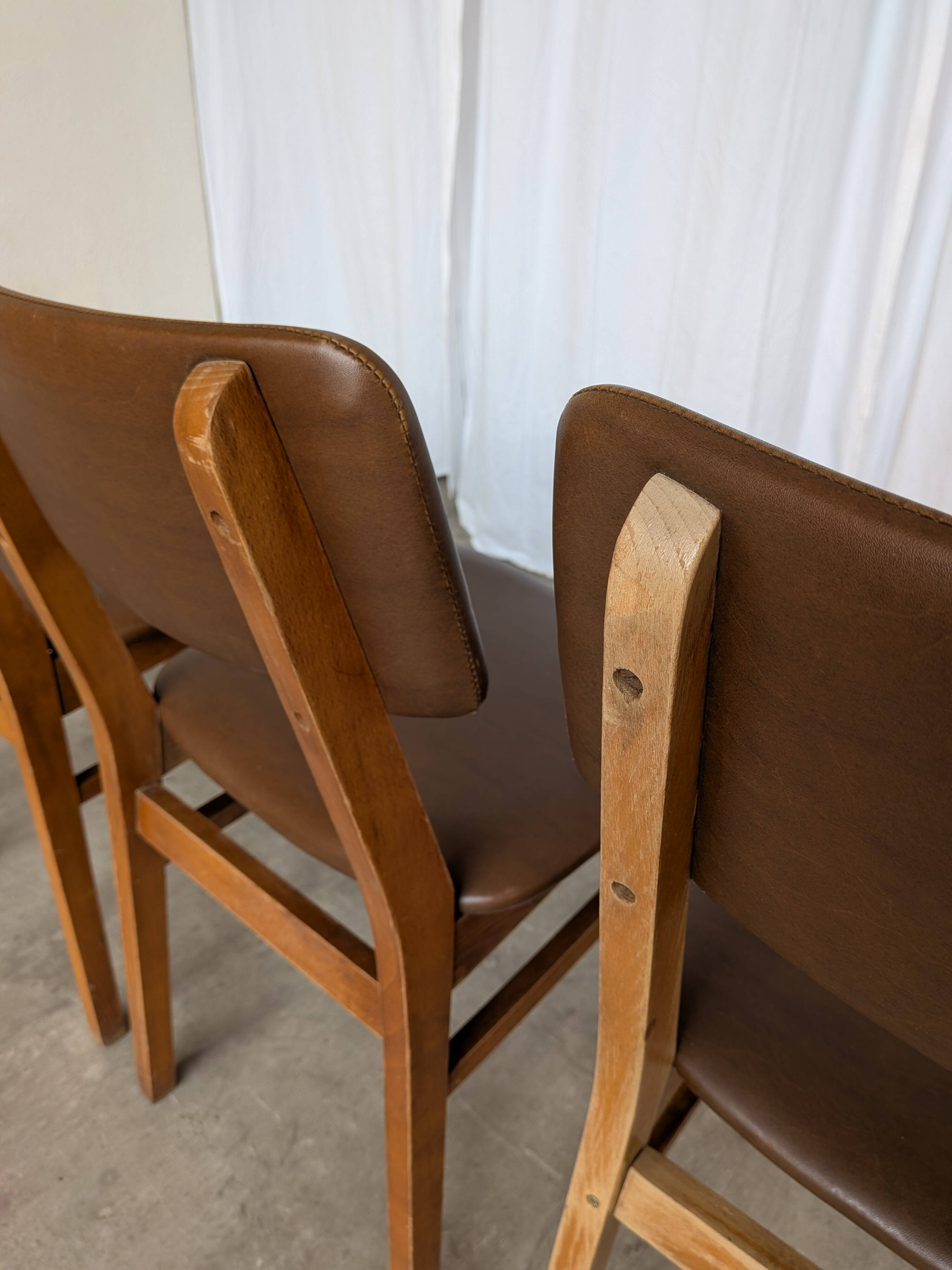 Vintage stol kamnik dining chairs (set of 4): mid-century leather seat