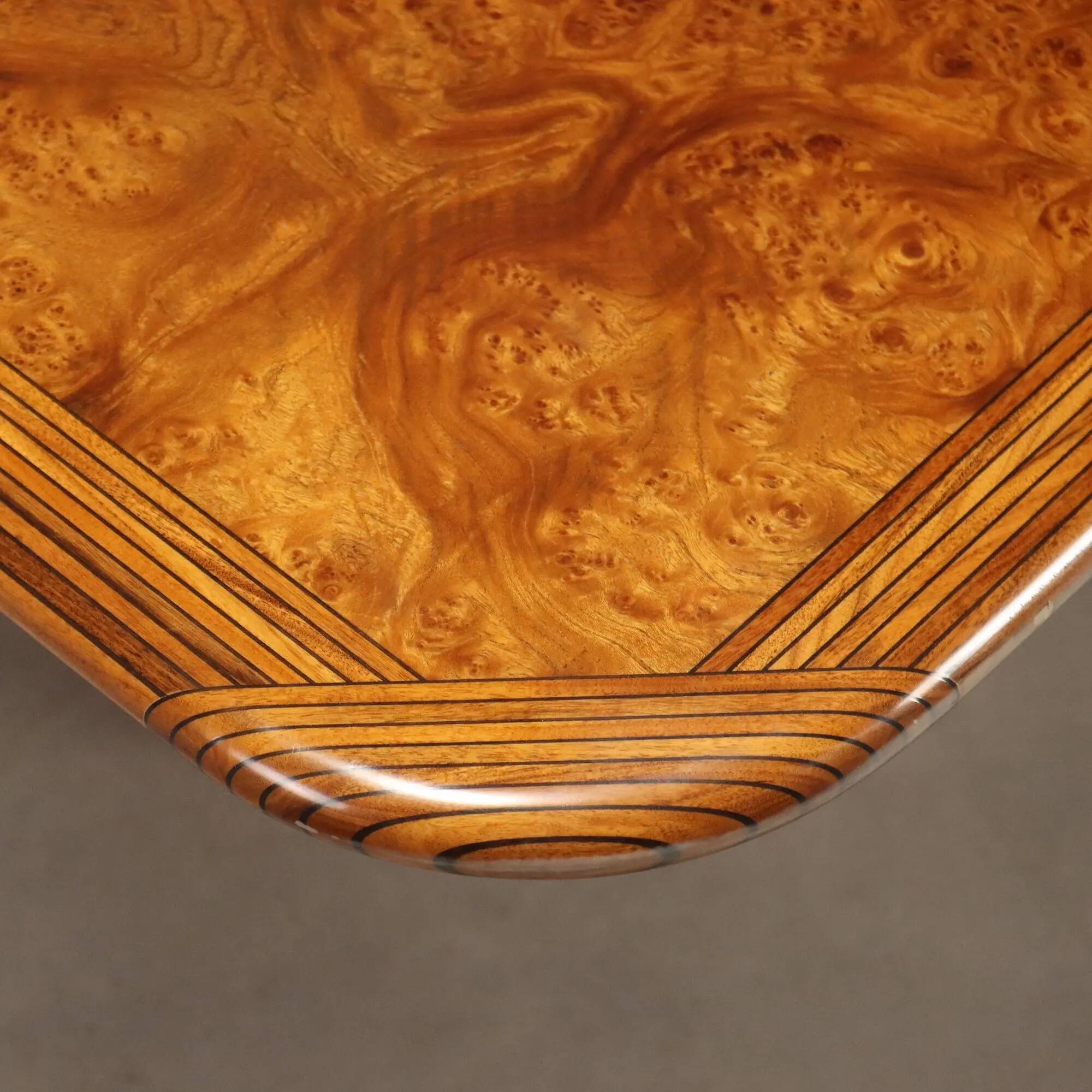 Vintage coffee table Maxalto Artona, designed by Afra and Tobia Scarpa.