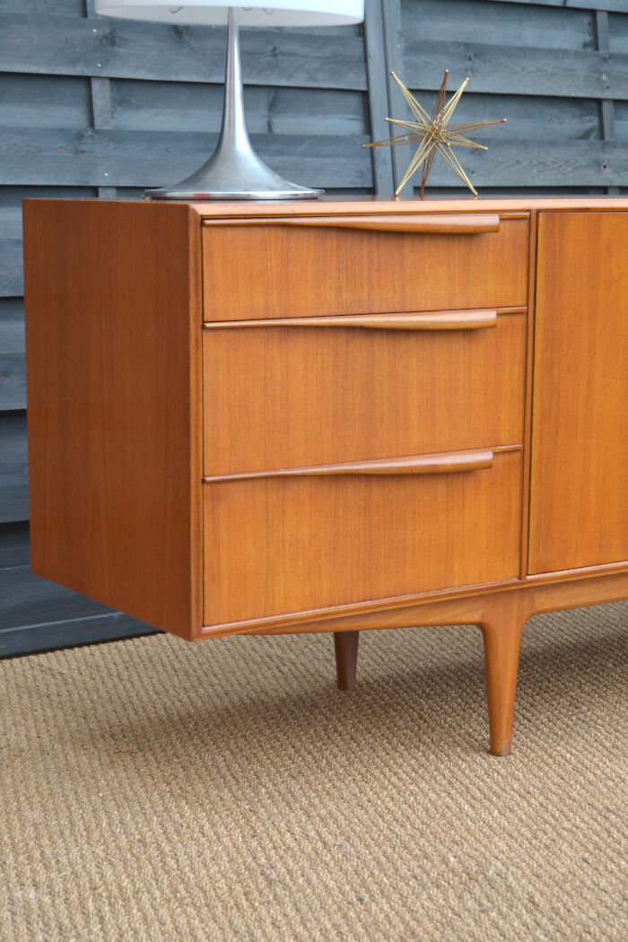 McIntosh sideboard  201.5 cm