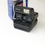 Polaroid 636 Close up instant camera