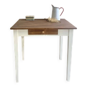 Small farmhouse table