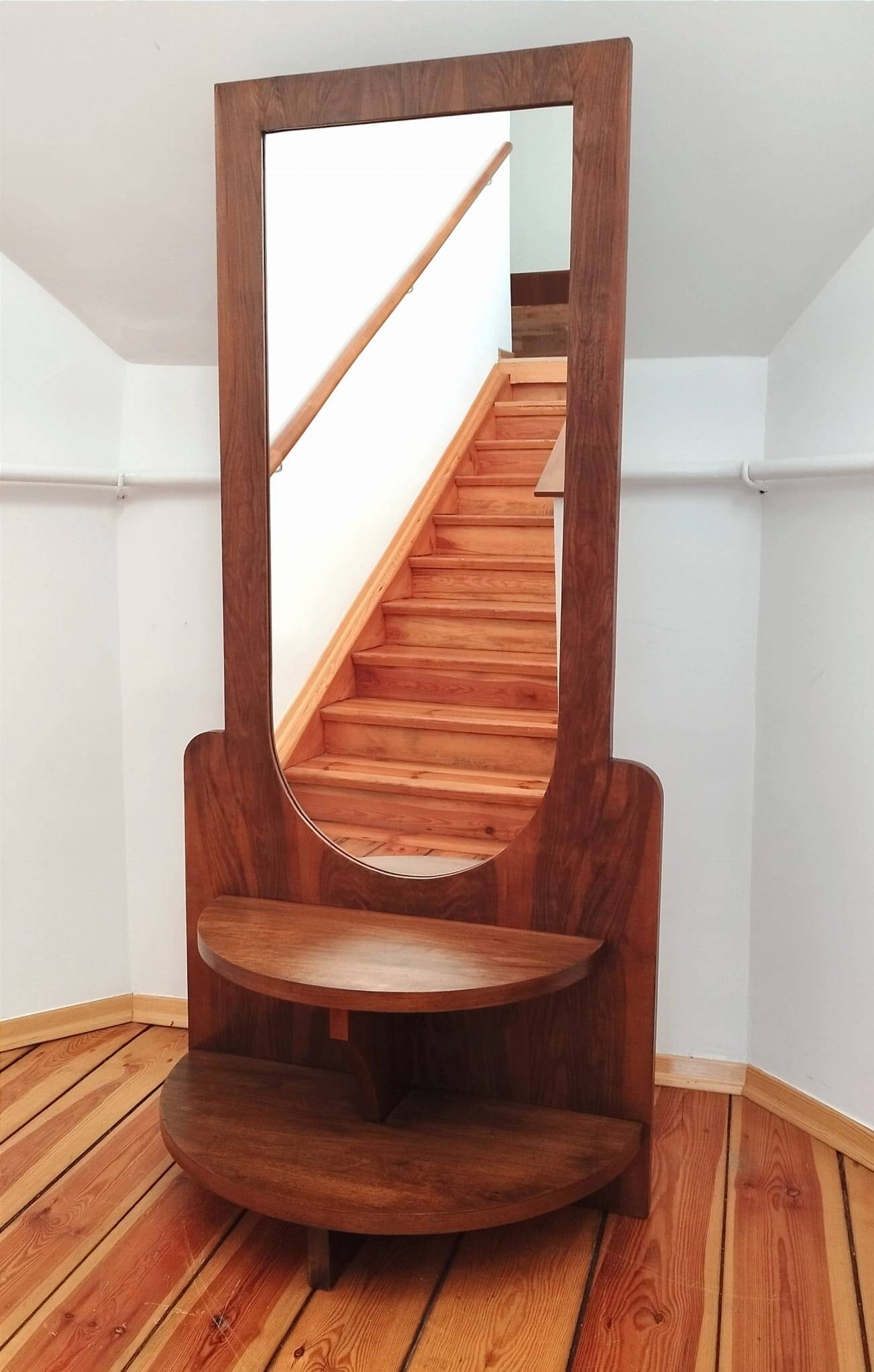 Coiffeuse Tchécoslovaque attribuée à J. Halabala pour Up Races, 1940s