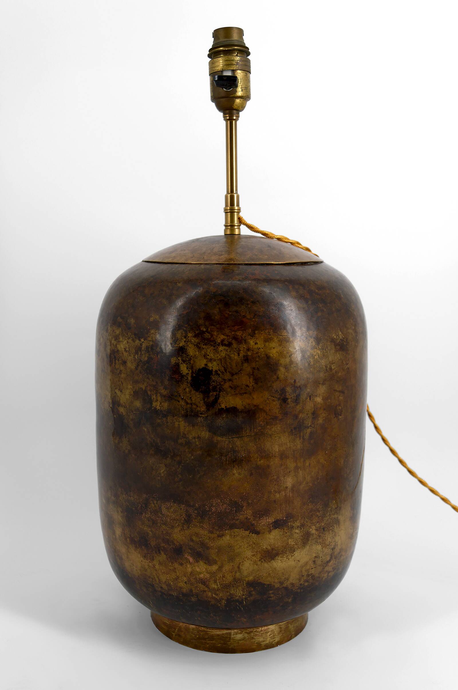 Art Deco modernist lamp in patinated brass, circa 1930.