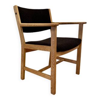 Scandinavian design armchair with "hans wegner" stamp 1960.