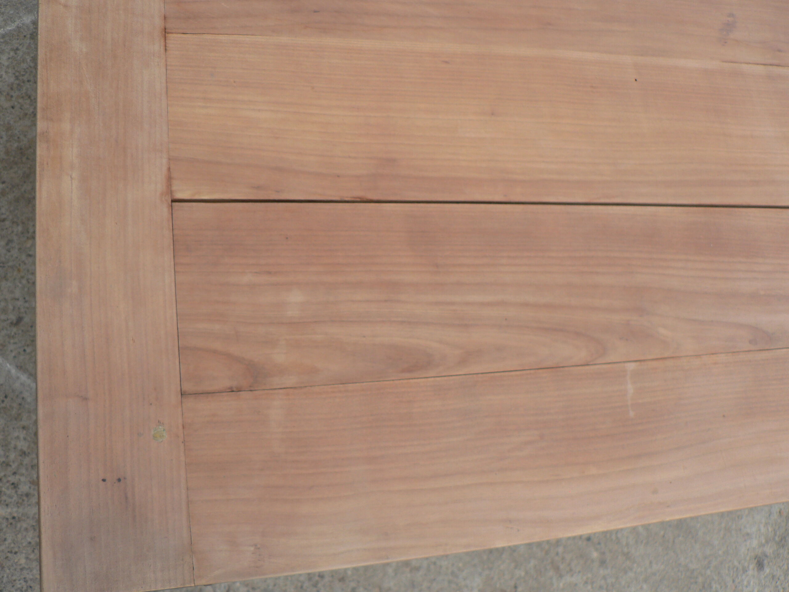 Table de ferme cuisine décapé 131cm