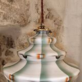 Suspension en pate de verre