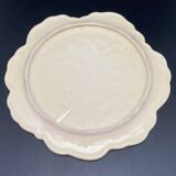 Leaf-shaped ceramic trivet