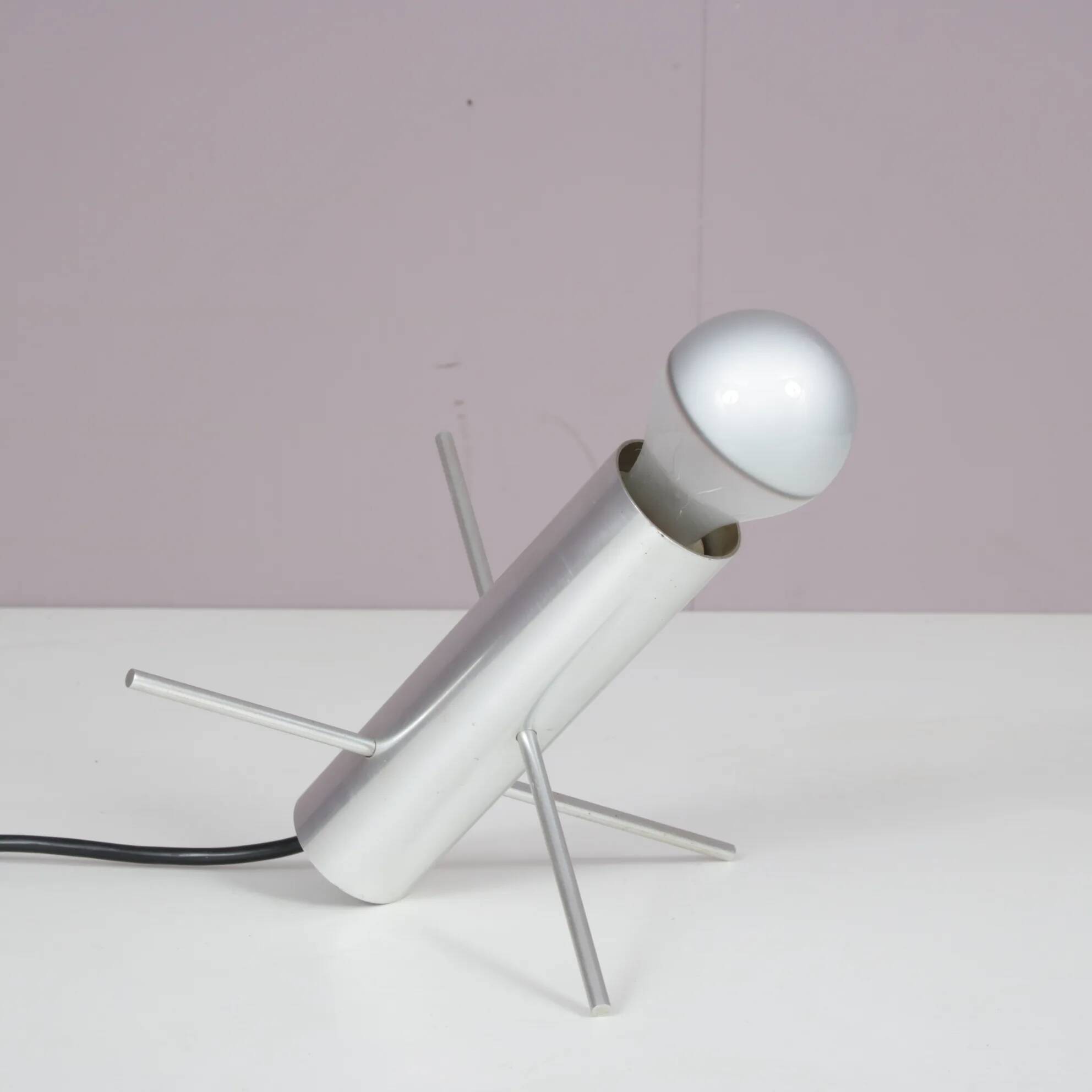 Lampe de table « Krekel » des années 1960, conçue par Otto Wasch pour Raak (Pays-Bas).