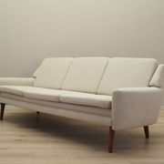 Canapé crème, design danois, années 1970, production : Danemark