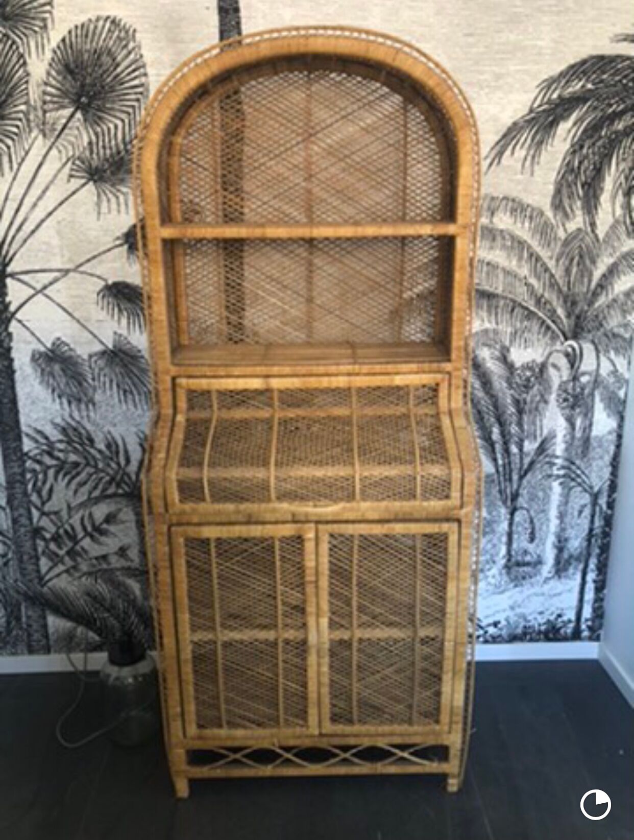 Étagère en rotin vintage