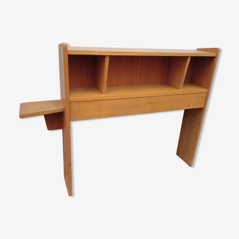 Cozy vintage shelf