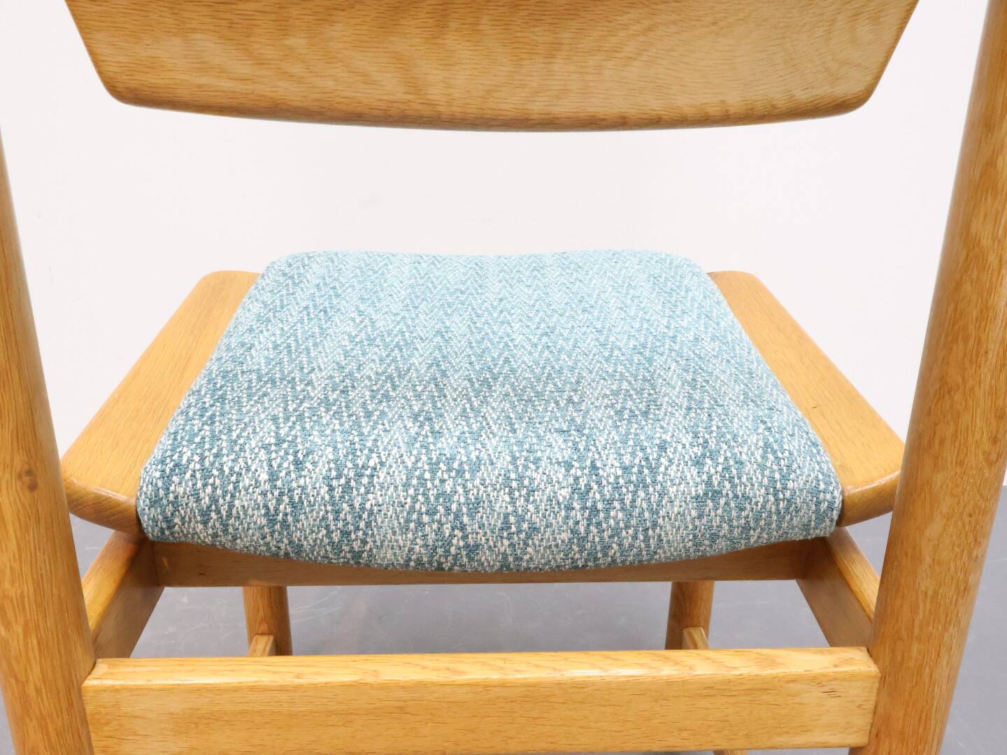 Vintage eetkamerstoelen | Eiken | Nieuwe stoffering