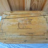 Wooden Crate Starch with cat Hoffmann