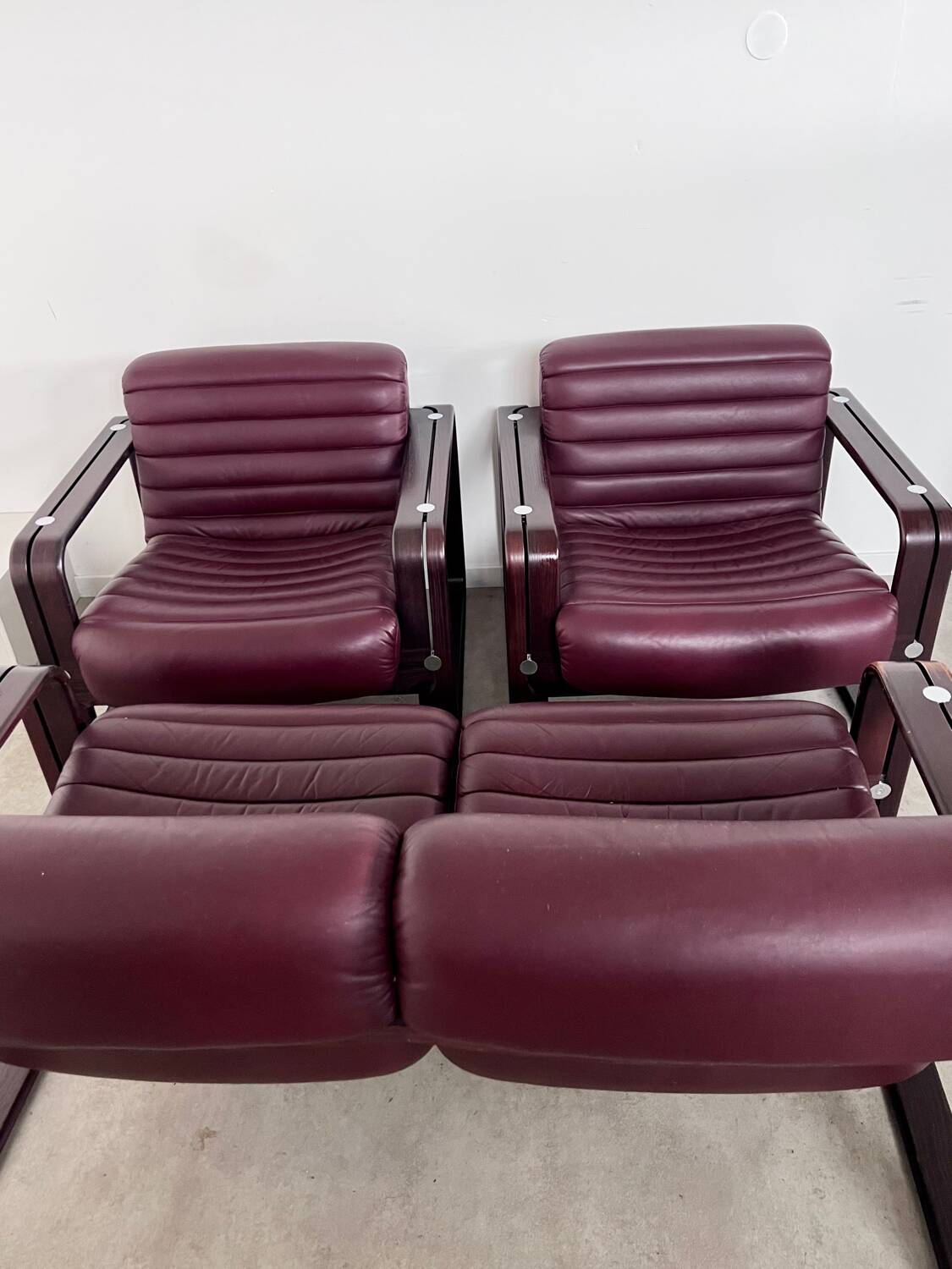 Sofa set and 2 vintage leather armchairs designed by Albert Stoll Giroflex 1970s