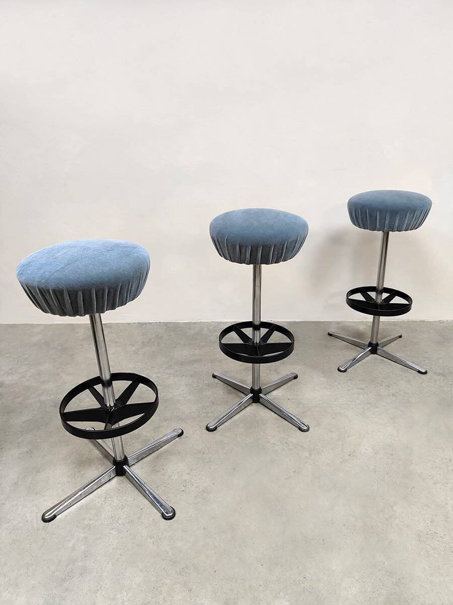 Tabourets de bar industriels vintage Bleu glacier 'Minimalisme'