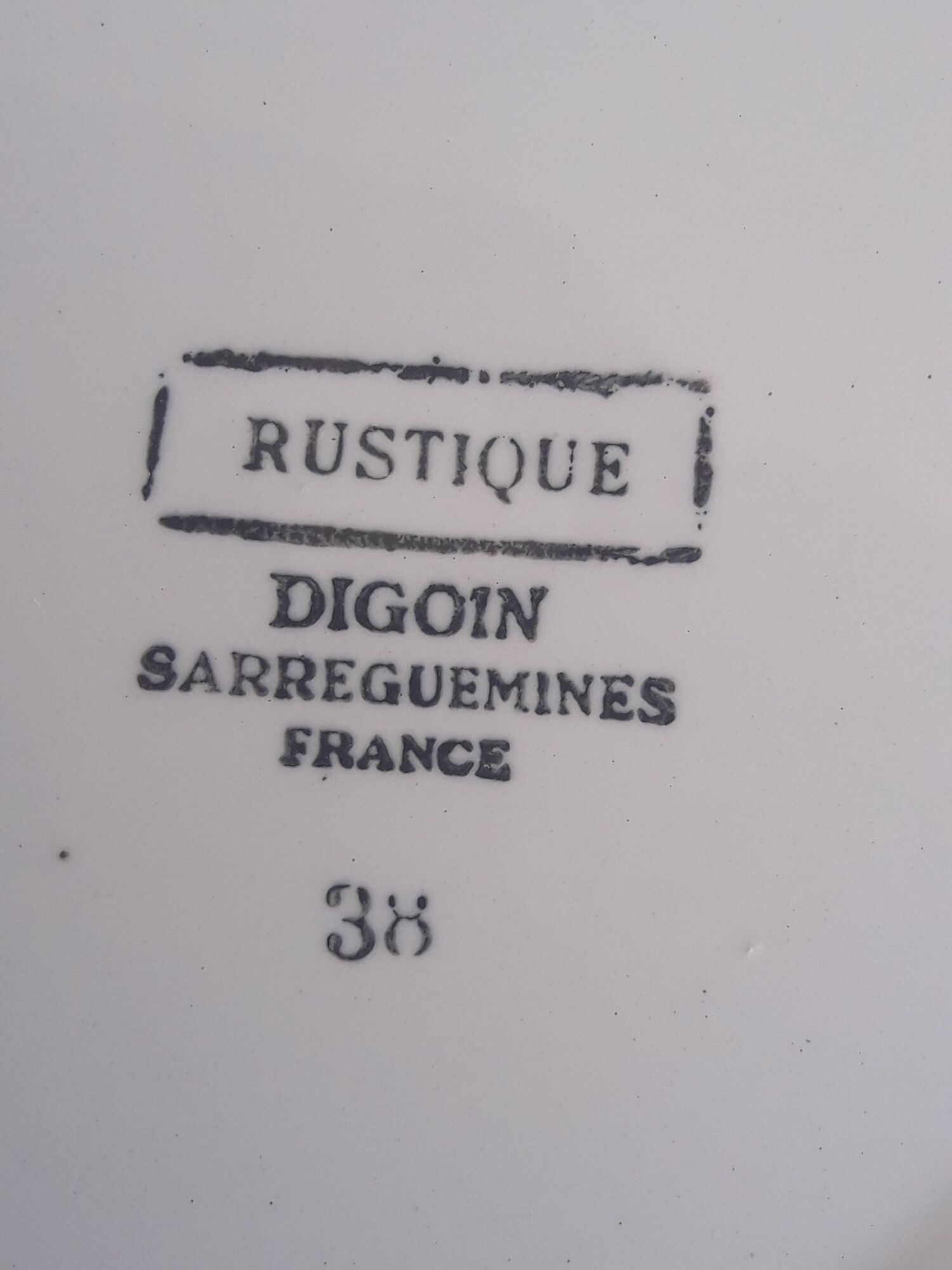 3 dessert plates made of earthenware by Digoin Sarreguemines rustic model No. 38 diam 20.5 cm