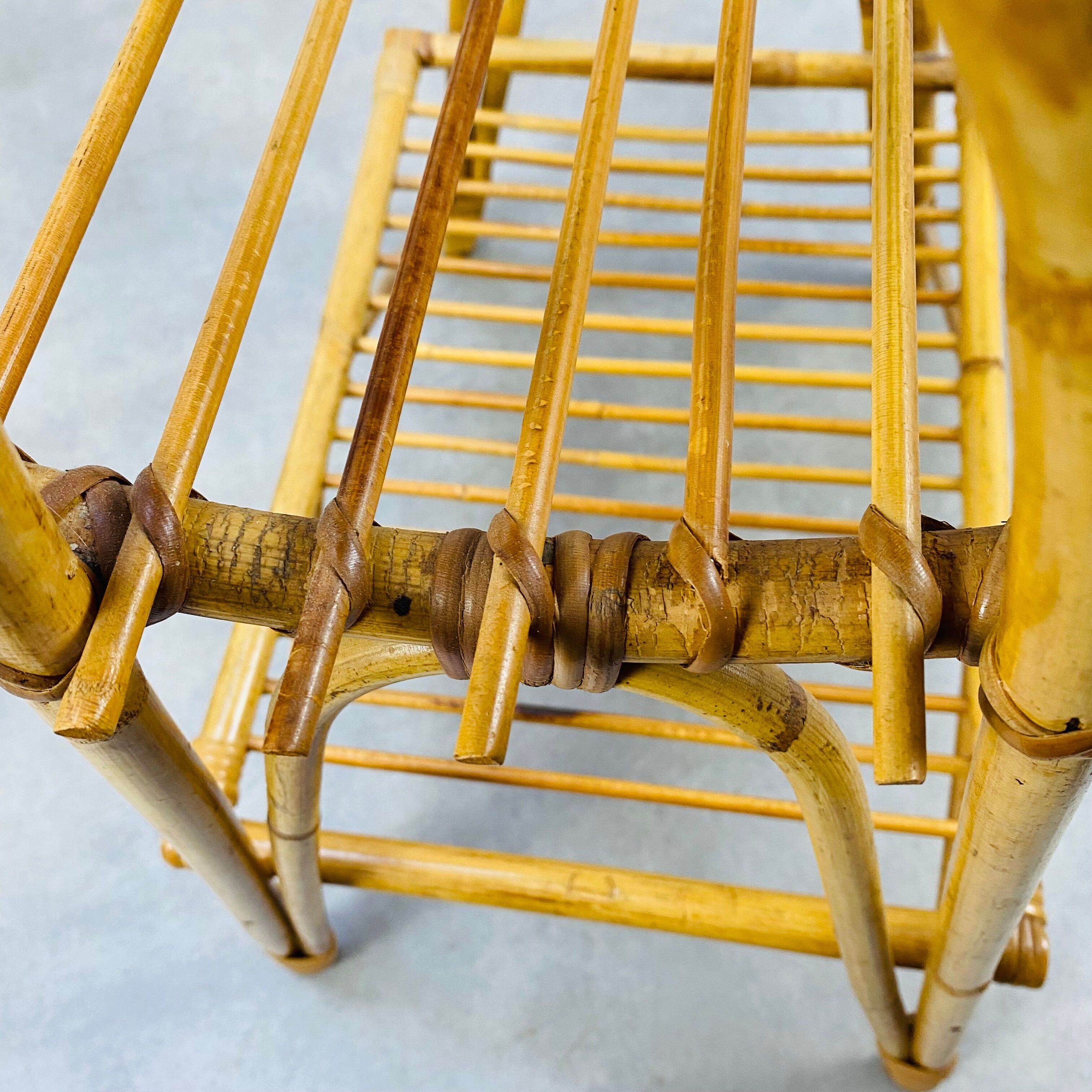 Rattan coffee table 60s and bamboo magazine door