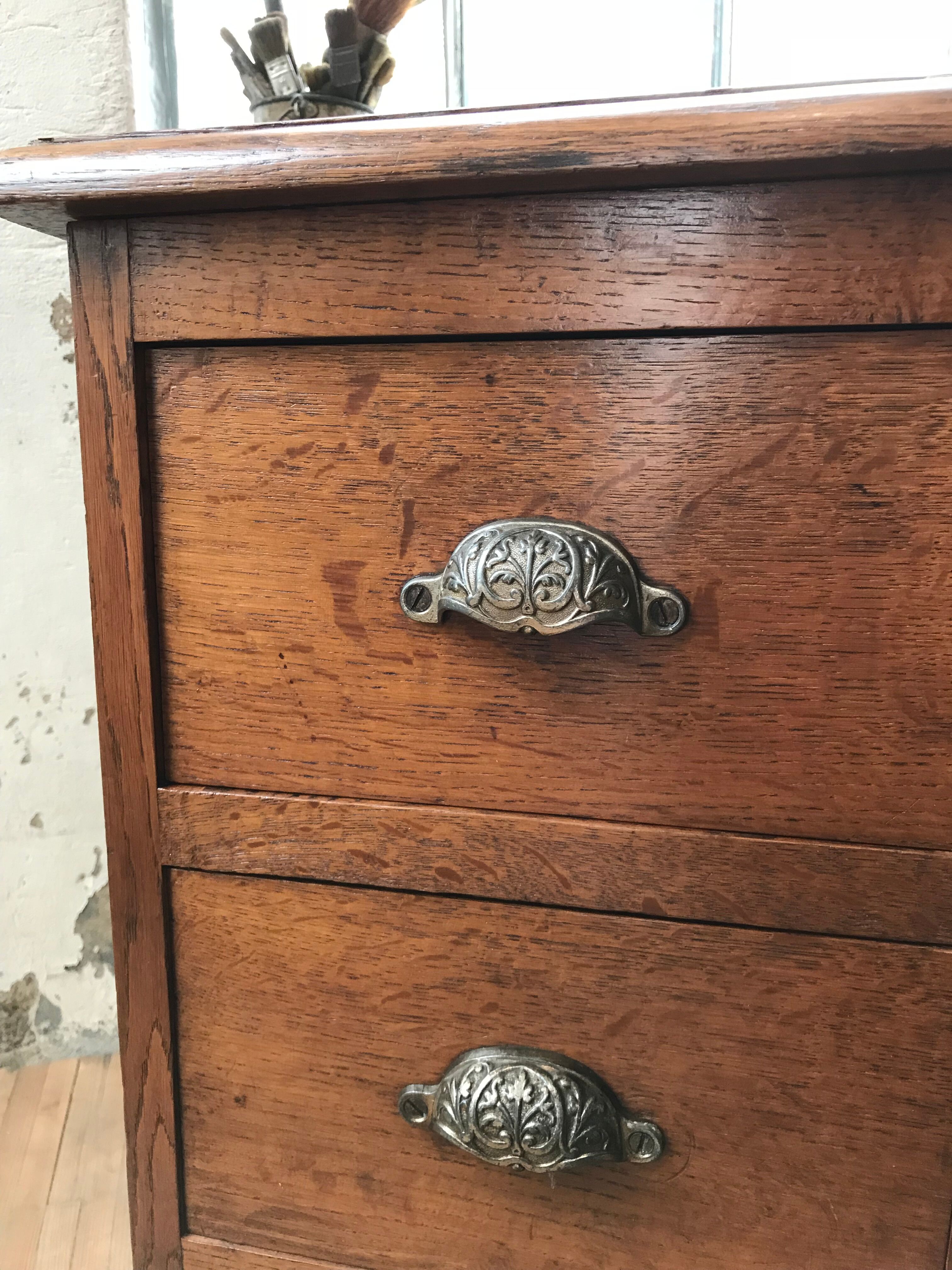 Desk with drawers in oak