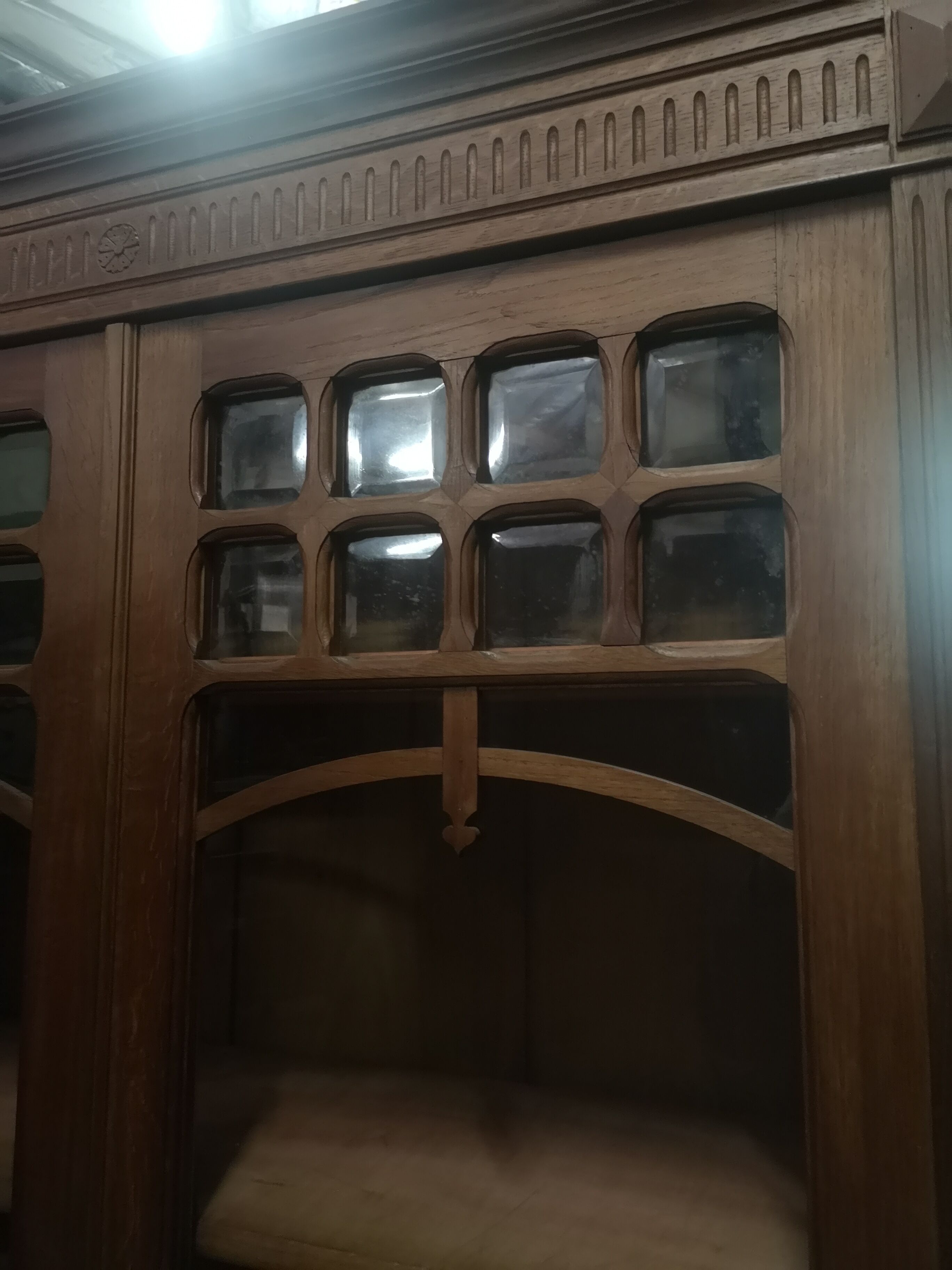 Bibliothèque vitrine années 1930