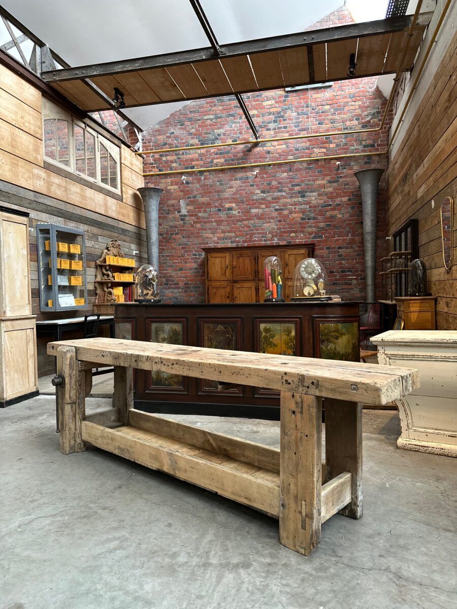 Very large workbench from the early 20th century.