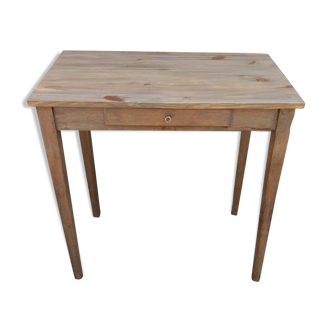 Table rustique d'appoint