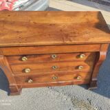 Solid walnut chest of drawers during the Consulate around 1815