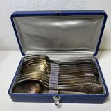 Box of table forks and spoons