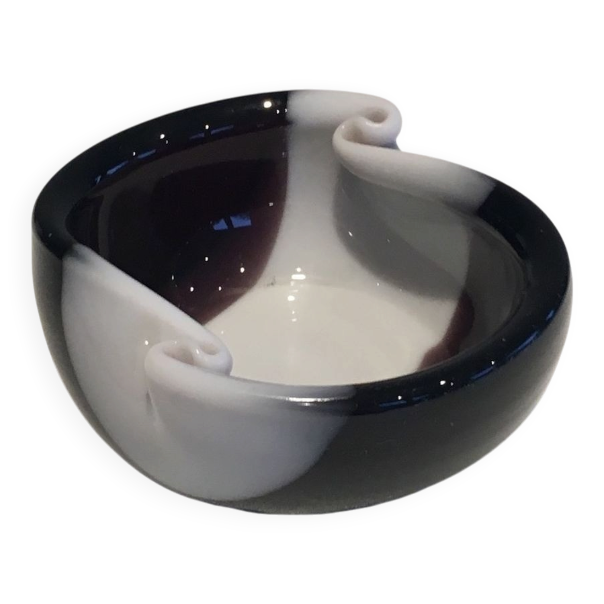 Two-Coloured Black and White Glass Dish with Swirls, circa 1970