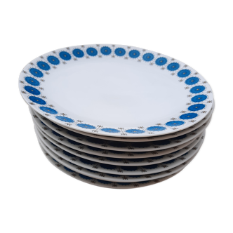 9 Thomas dessert plates