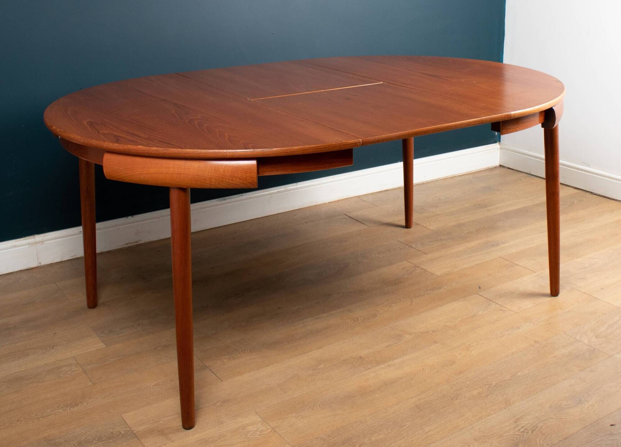 "Roundette" teak dining table & 6 chairs by  Hans Olsen for Frem Rølje 1960