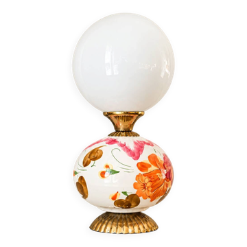 Cassandre — Table lamp in white opal, floral ceramic and brass